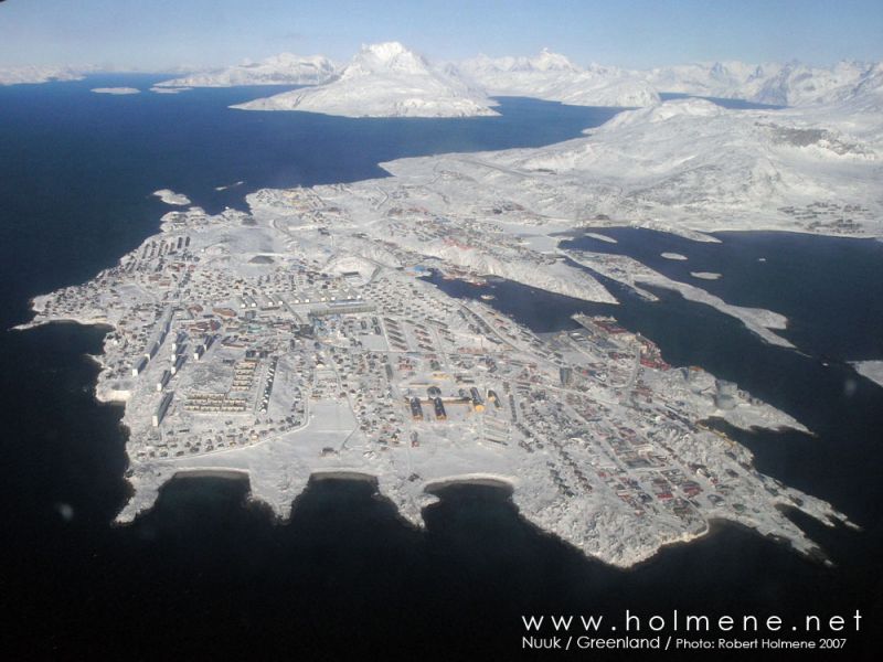 Nuuk set fra luften